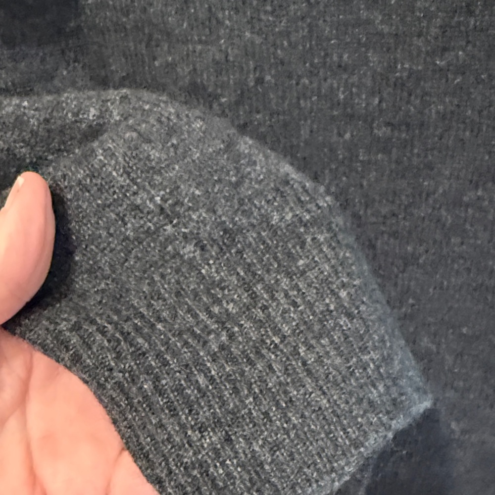 NWT Quince 100% Mongolian Cashmere Boatneck Sweater Heather Charcoal M - Picture 9 of 14